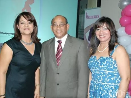http://eldia.com.do/image/article/24/460×390/0/AACC2D0E-708E-4DC1-B9A8-3DF22E611DCC.jpeg
