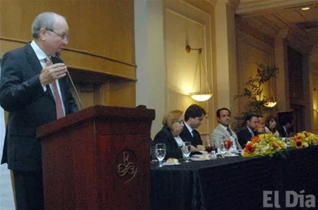 http://eldia.com.do/image/article/24/460×390/0/F12604EF-2614-40CC-AFFC-F45A5390246C.jpeg