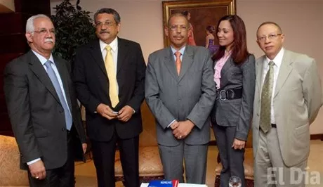 http://eldia.com.do/image/article/25/460×390/0/FD535BBA-D354-4111-88BF-D1D96055C52C.jpeg