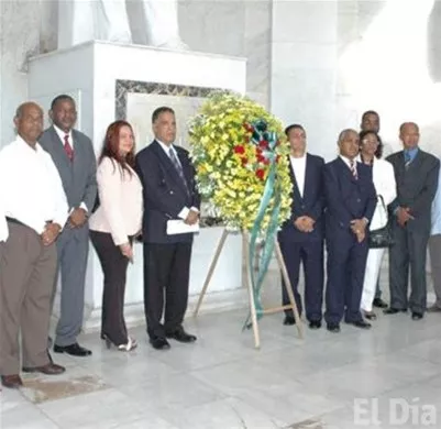 http://eldia.com.do/image/article/25/460×390/0/26ACD1FA-9949-40CA-9F8B-77E46F2EA20A.jpeg