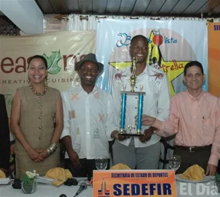 http://eldia.com.do/image/article/26/460×390/0/442BE2E9-0D26-4A08-9C76-C36BB6FCD998.jpeg
