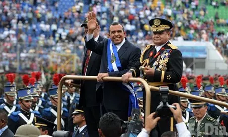 http://eldia.com.do/image/article/25/460×390/0/4FB80152-29FA-41F5-8A01-2C2A71FAF17A.jpeg