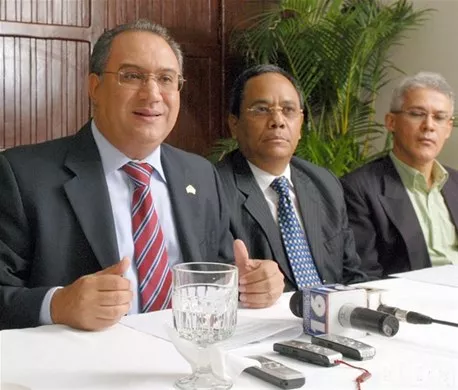http://eldia.com.do/image/article/26/460×390/0/7559E6E9-CB1B-4C85-93EE-A53A3B1EB980.jpeg