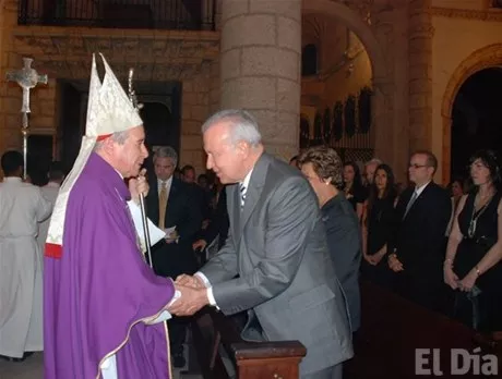 http://eldia.com.do/image/article/27/460×390/0/92C590B7-2AE9-4454-A3CB-9B923E4D55AF.jpeg