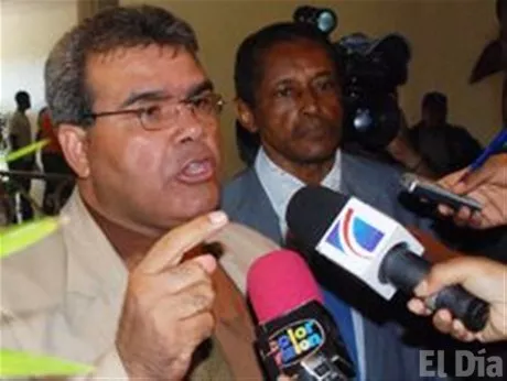 http://eldia.com.do/image/article/26/460×390/0/D19B689A-91CA-4C30-9745-04C4BCEFD022.jpeg