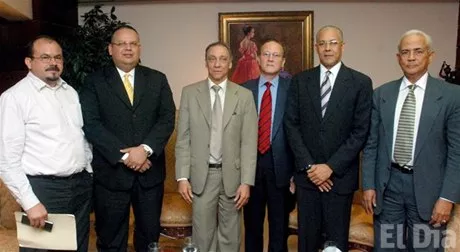 http://eldia.com.do/image/article/28/460×390/0/139E166E-2755-43F3-97C4-150F0CDD2CFD.jpeg