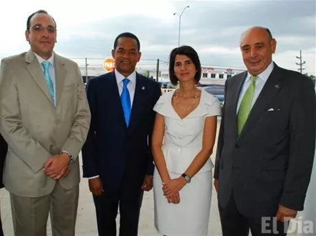 http://eldia.com.do/image/article/27/460×390/0/39D1F8B2-9EC7-4ABE-9BB8-691A2DF63F42.jpeg