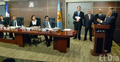 http://eldia.com.do/image/article/29/460×390/0/3B95D93C-AFBE-4FAF-A748-DA7FF44E4CBC.jpeg