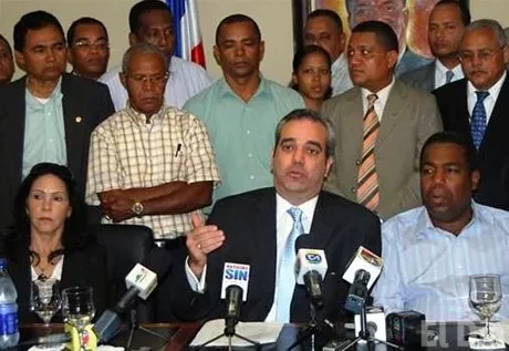 http://eldia.com.do/image/article/29/460×390/0/4A80ACE7-B992-4588-B6BC-0B32FFBC72FC.jpeg