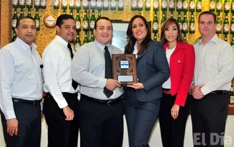 http://eldia.com.do/image/article/28/460×390/0/50CAA8EF-D7A6-4DA4-B87B-756B3D3DB455.jpeg