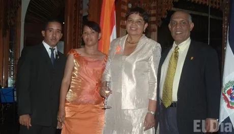 http://eldia.com.do/image/article/28/460×390/0/55D765F4-2528-4A0B-9332-3AC50589645C.jpeg
