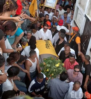 http://eldia.com.do/image/article/29/460×390/0/65E36FC6-1470-463E-890E-261DE4A2FFD9.jpeg