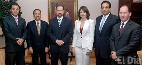 http://eldia.com.do/image/article/29/460×390/0/971E117E-2AF5-4ACF-9831-5ADE1C949DC4.jpeg