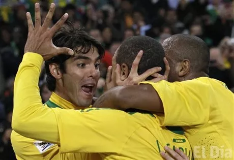 http://eldia.com.do/image/article/31/460×390/0/33105725-F2E9-4B16-83EF-A63BCB699F1B.jpeg