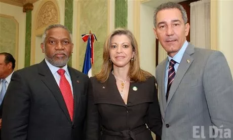http://eldia.com.do/image/article/31/460×390/0/534FD676-B24C-4351-B980-8BDC9AF28C3A.jpeg