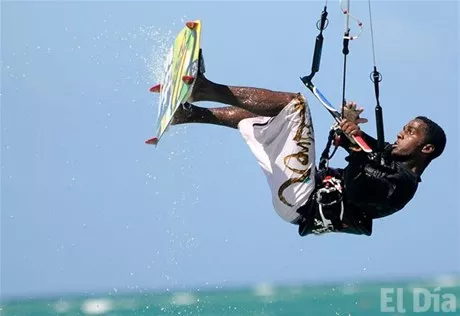 http://eldia.com.do/image/article/31/460×390/0/6693F847-892F-452F-B10B-F2D60CA0BD8A.jpeg