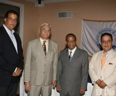 http://eldia.com.do/image/article/32/460×390/0/D076C728-6271-4FCD-926D-B2C976FBA569.jpeg