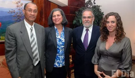 http://eldia.com.do/image/article/31/460×390/0/D98C9EC4-4B3E-46E5-9048-D84014CF318B.jpeg