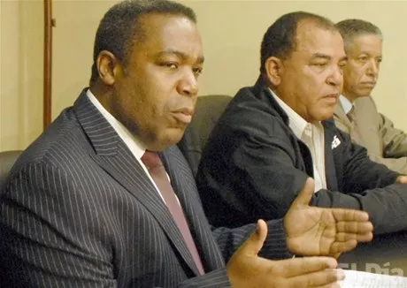 http://eldia.com.do/image/article/32/460×390/0/DDF5AB3D-2F49-4726-AD2A-BD08148363A8.jpeg