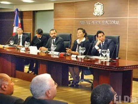 http://eldia.com.do/image/article/30/460×390/0/E58AD504-D6A2-40F2-96DF-71DEEF7E7BFA.jpeg
