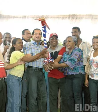 http://eldia.com.do/image/article/31/460×390/0/EC0F10D9-E469-46F1-9089-FDEEFBF7078B.jpeg