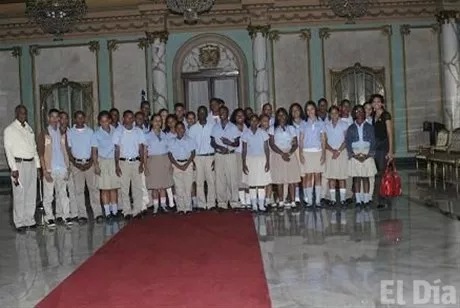 http://eldia.com.do/image/article/31/460×390/0/F3D00C66-4969-4B36-AD91-13363147BD74.jpeg