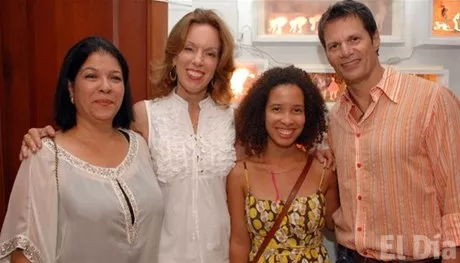 http://eldia.com.do/image/article/35/460×390/0/020944D9-18ED-41A5-8EBE-9EA5FA00303B.jpeg