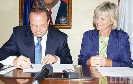http://eldia.com.do/image/article/33/460×390/0/155C1504-7A24-4C9A-9CB7-C761672A760D.jpeg