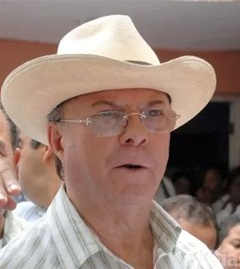 http://eldia.com.do/image/article/32/460×390/0/1BC63C72-37B2-4864-91FE-37484FA36BCC.jpeg