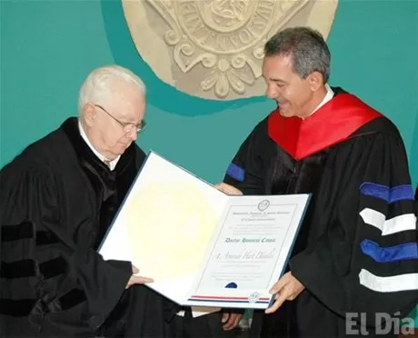 http://eldia.com.do/image/article/34/460×390/0/2DE98EA7-FAAF-443E-915F-36057CE773E1.jpeg