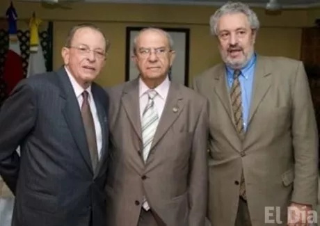 http://eldia.com.do/image/article/33/460×390/0/2E66CF52-E9B3-46D9-B352-3B4DBFD42A3C.jpeg