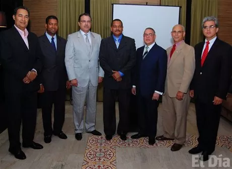 http://eldia.com.do/image/article/32/460×390/0/436029D8-D982-4FC2-9041-FDE30B026EEB.jpeg