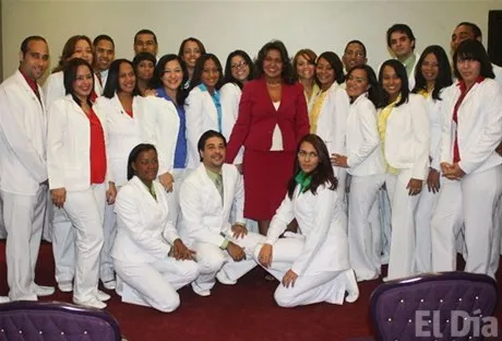 http://eldia.com.do/image/article/35/460×390/0/481190E9-4E1B-44E9-9C77-7CCA8DEF9A55.jpeg