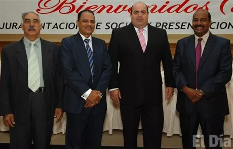 http://eldia.com.do/image/article/34/460×390/0/5DAF0D91-3C1D-4877-B6EE-CBBF4D1C359B.jpeg