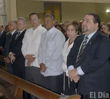 http://eldia.com.do/image/article/33/460×390/0/80142EE2-B8AF-4EB5-8318-726DCDE7D02A.jpeg