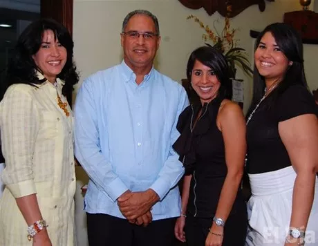 http://eldia.com.do/image/article/32/460×390/0/9CD5800F-20C8-4EFA-89FC-6E4B91CD1D4A.jpeg