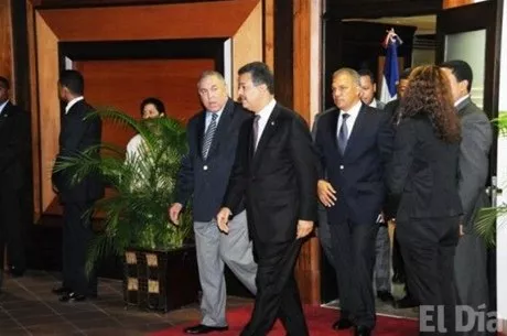 http://eldia.com.do/image/article/32/460×390/0/C3D5A788-C0B0-43E5-A850-742311C9DC71.jpeg