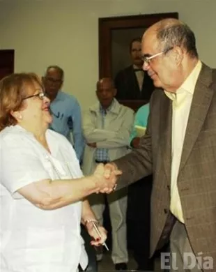 http://eldia.com.do/image/article/33/460×390/0/D3D0EE5B-E9FC-4FEB-A402-CA8DAAC57BCC.jpeg