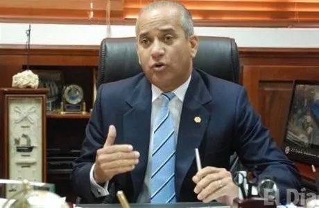 http://eldia.com.do/image/article/37/460×390/0/3A20C866-4360-4774-8DD2-8191235ED84D.jpeg