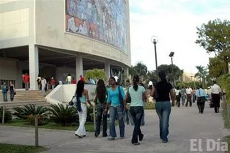 http://eldia.com.do/image/article/35/460×390/0/3D3C38B4-170A-45AF-B5EB-01290028F2FE.jpeg