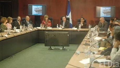 http://eldia.com.do/image/article/36/460×390/0/4B253343-CD5B-46CD-AC09-781C500FFBFE.jpeg