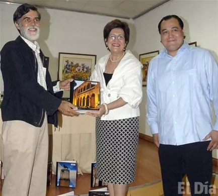 http://eldia.com.do/image/article/36/460×390/0/6DF90798-23E6-466F-A149-0063D077B821.jpeg
