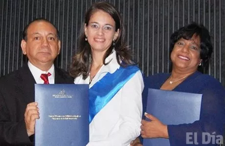 http://eldia.com.do/image/article/36/460×390/0/6FE20E14-815F-4200-8976-6E6F1CBA497F.jpeg