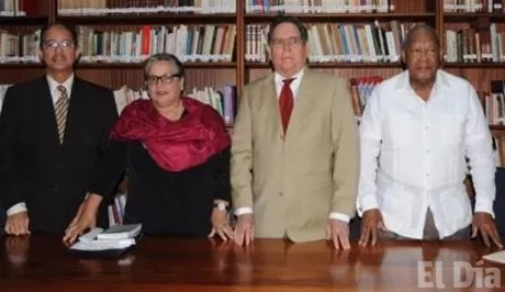 http://eldia.com.do/image/article/37/460×390/0/95697FEC-B777-4E9D-B49B-99662E852E9F.jpeg