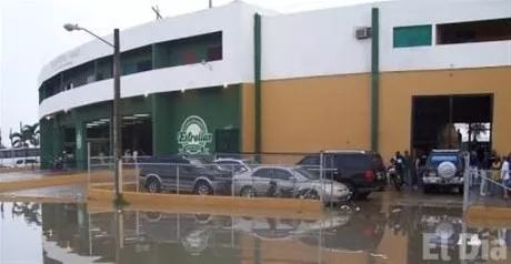 http://eldia.com.do/image/article/37/460×390/0/BF603B3C-2603-46E0-B02A-2C5F5FA16C4F.jpeg
