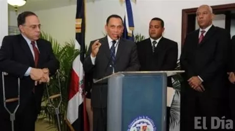 http://eldia.com.do/image/article/37/460×390/0/D9D26C95-B611-4759-8DC7-146C8CF0A0F3.jpeg