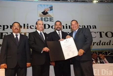 http://eldia.com.do/image/article/36/460×390/0/F9A783D2-AF44-47C6-B2C5-81A746C99923.jpeg