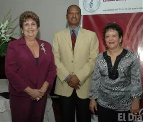 http://eldia.com.do/image/article/38/460×390/0/2875FEE6-8B8C-4F0C-B5CC-F246500E1EBF.jpeg