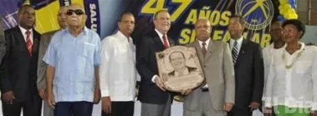 http://eldia.com.do/image/article/39/460×390/0/4A39C590-174C-4D44-A4F5-4781DC596ED5.jpeg