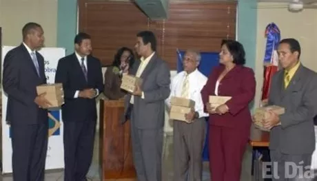 http://eldia.com.do/image/article/37/460×390/0/A94C8D26-2F3A-4458-A9FE-8420CCCFE506.jpeg